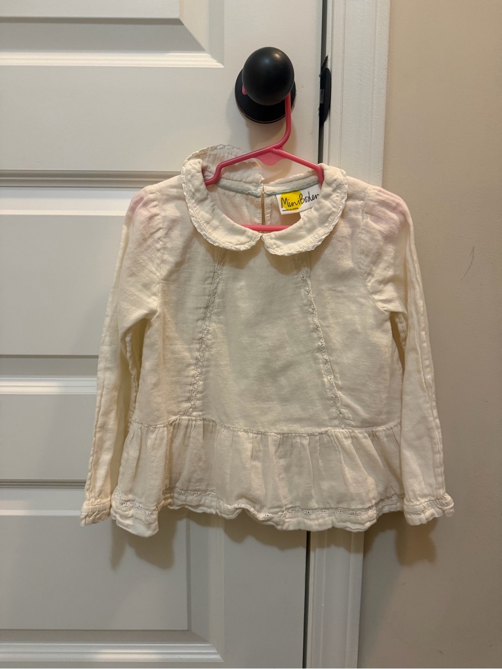 Mini Boden 3/4 Cream Long-Sleeve Peplum Collared Blouse